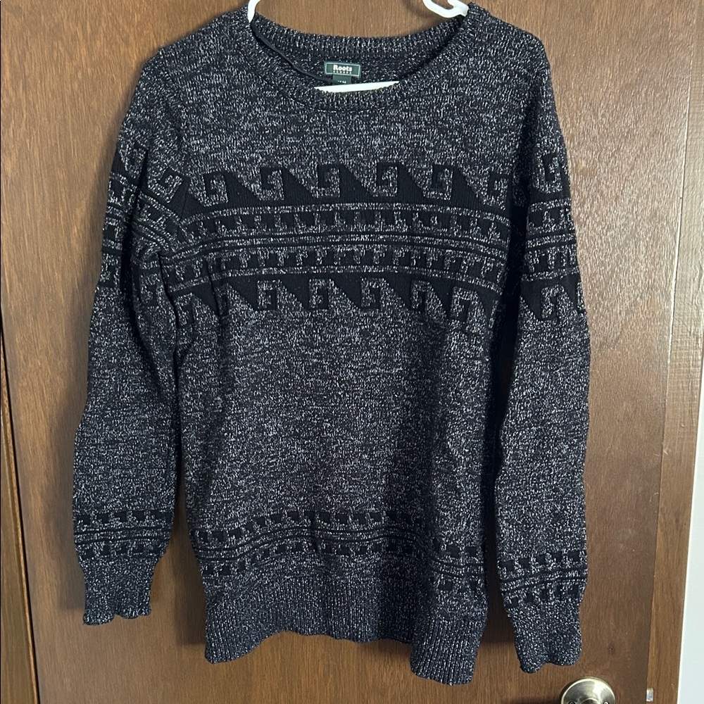 Roots Black and Gray Patterned Crewneck Sweater